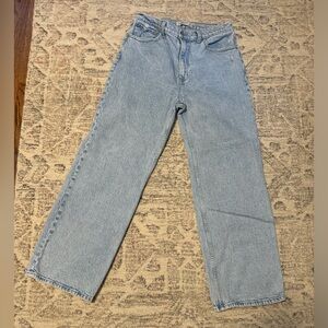 Abercrombie The 90s Relaxed Jean High Rise, Size 31S, Light Wash